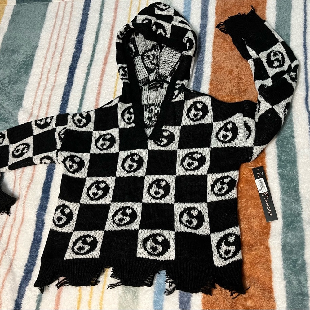 Juniors Black and White Checkered Hooded Sweater